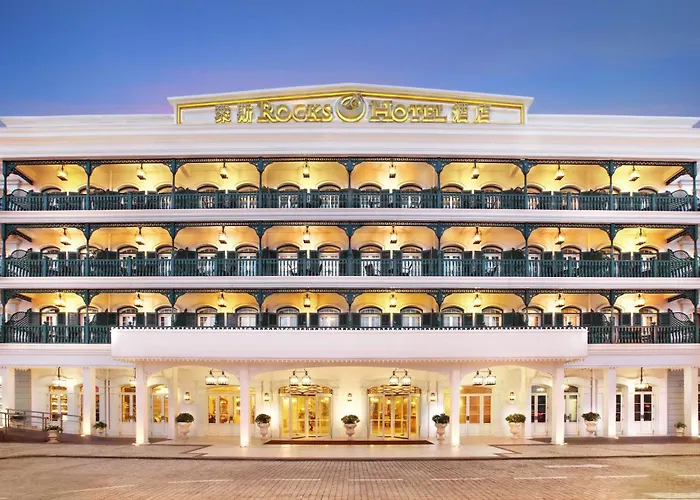 Rocks Hotel